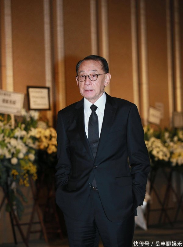 现金九游体育app平台英皇也随着分到了比单纯抽佣金多得多的收益-九游会体育 ag九游会登录j9入口 j9九游会登录入口首页